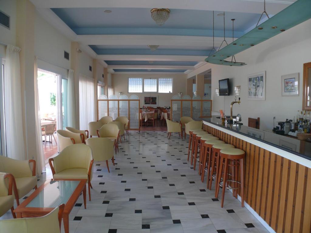 Aegina Danae Hotel מראה חיצוני תמונה